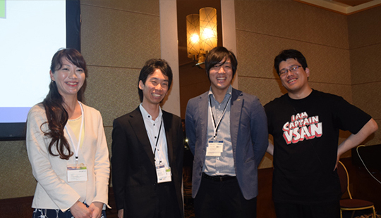 左から谷氏、稲葉氏、服部氏、大塚氏